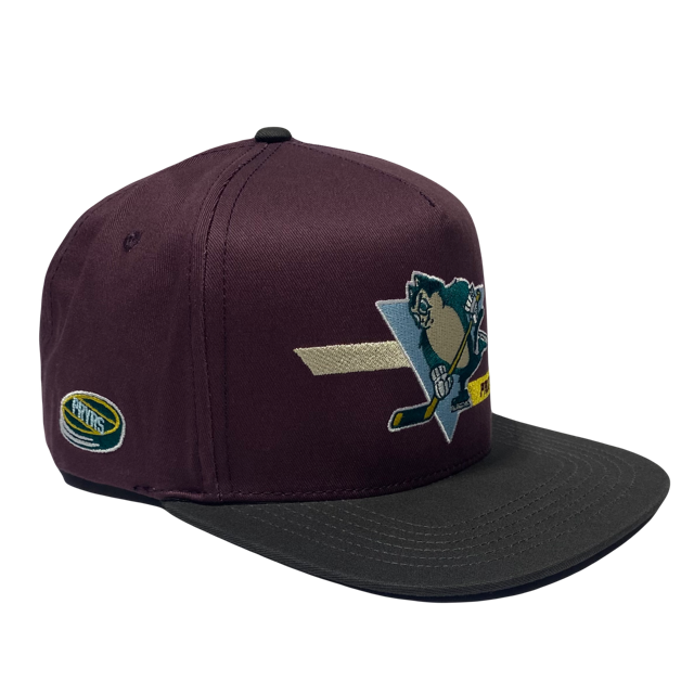 Gorra Prayers Hockey SnapBack