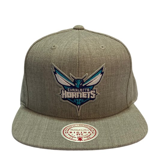 Gorra Mitchell & Ness Hornets Charlotte SnapBack